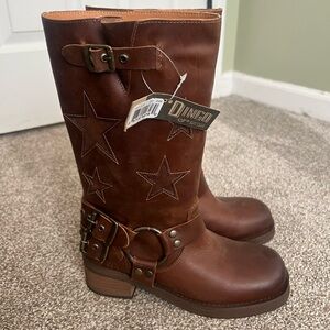 Dingo Brown Star Leather Boots